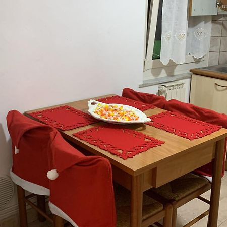 Casa Flea - Holiday Apartment With 2 Bedrooms Gualdo Tadino Exteriér fotografie